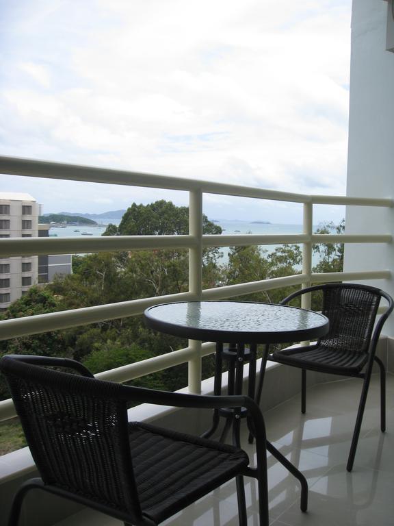 View Talay 6 By Cando Apartemen Pattaya